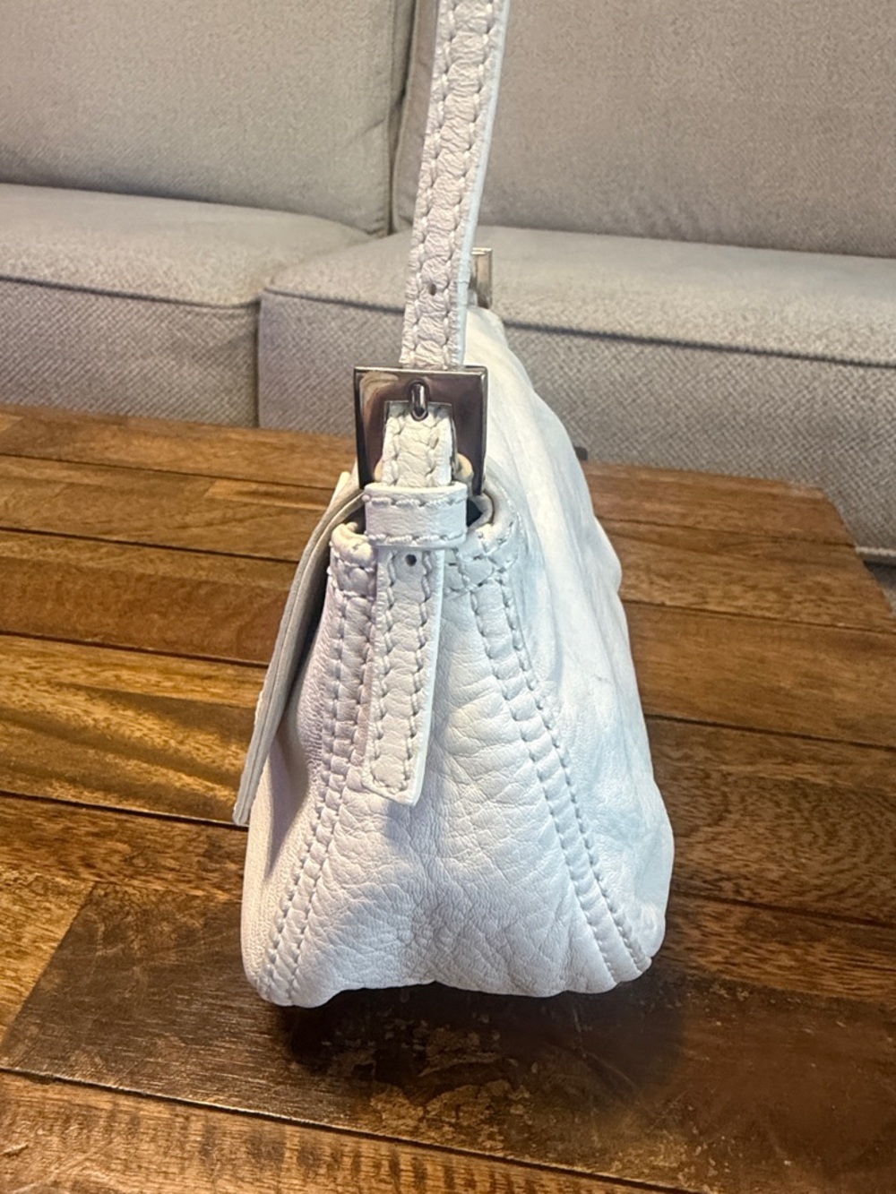 Fendi White Baguette Leather Shoulder Bag Vintage Style - Picture 3 of 9